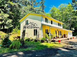 911 E Dawn Dr, Allyn, WA 98524