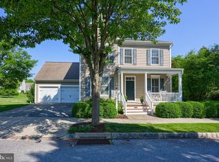 1326 Hammock Way, Lancaster, PA 17601