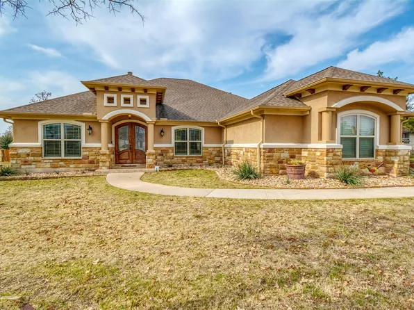 142 Trailblazer Dr, Bastrop, TX 78602