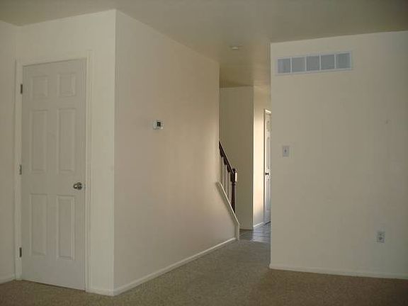 4th image of 208 9th Ave