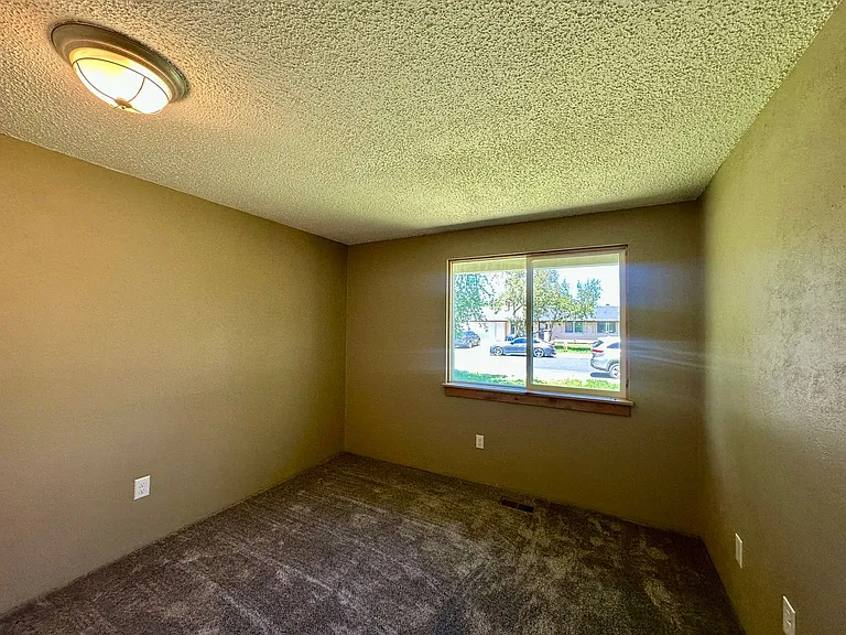4738 Sturdivant Ave — Photo 29
