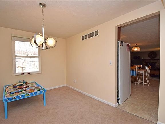 5th image of 2142 Hillrose Ct