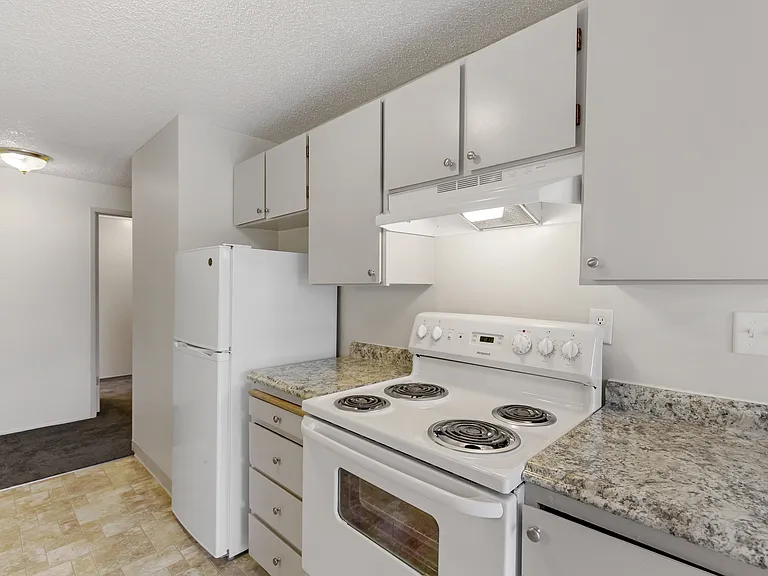 Riviera Apartments Northgate — Photo 23