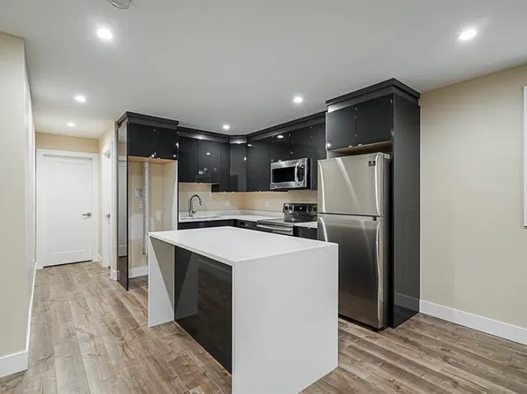 17XX Howard Ave #Basement, Burnaby, BC V5B 3S4