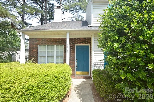 605 Mountainwater Dr Photo 1