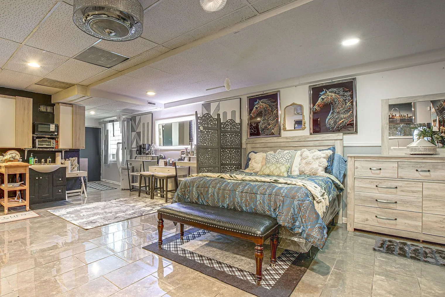 Studio, 1.0 bath, 990 sqft, $3,290 — Photo 4