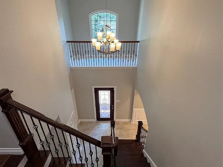 1523 Glen Oaks Dr — Photo 11