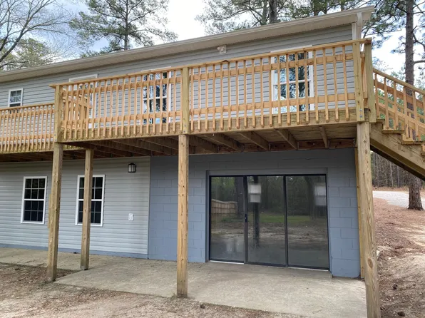 246 Johnson St #C, Vass, NC 28394