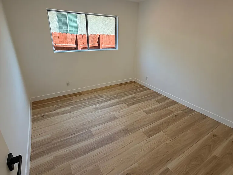 4434 Lowell Ave #1 — Photo 18