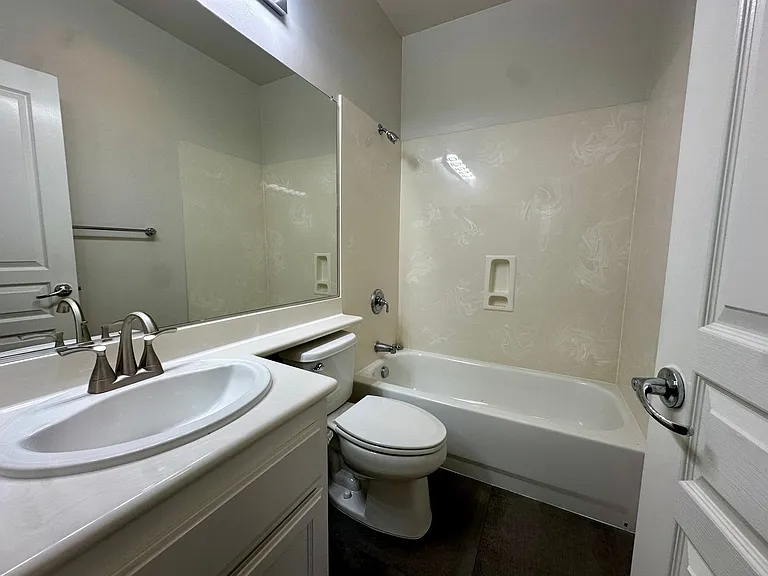 4226 Tobin Cir — Photo 11