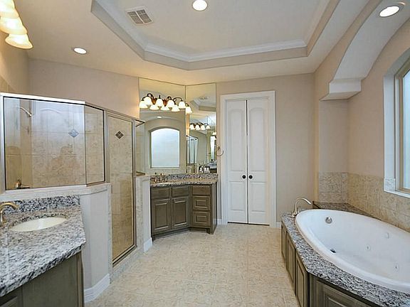 5th image of 6203 Alexander Falls Ln