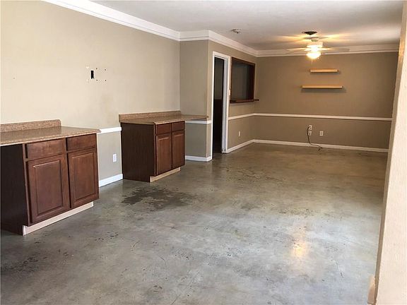 2nd image of 5154 Briarwood Ln