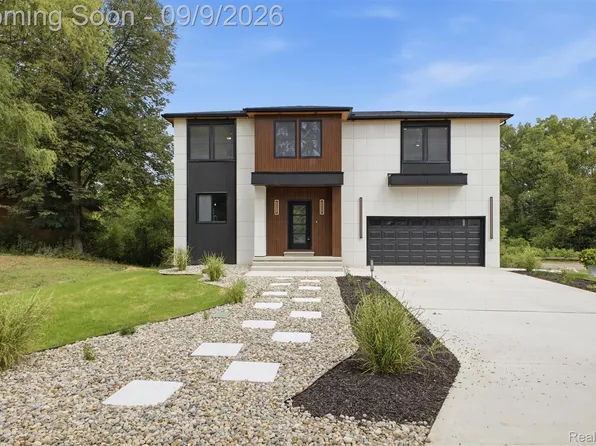 27416 Sunnydale St, Livonia, MI 48154