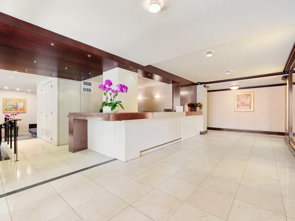 145 East 15th Street image 11 of 12