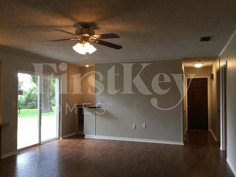 4514 Glen Eden — Photo 9