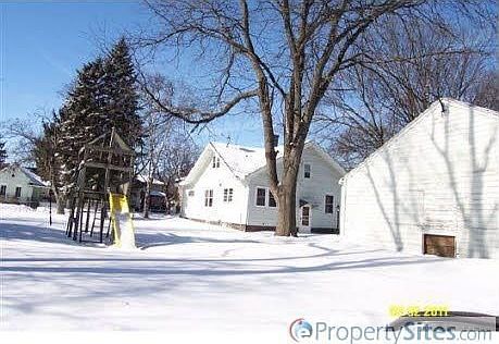 2nd image of 616 16th St