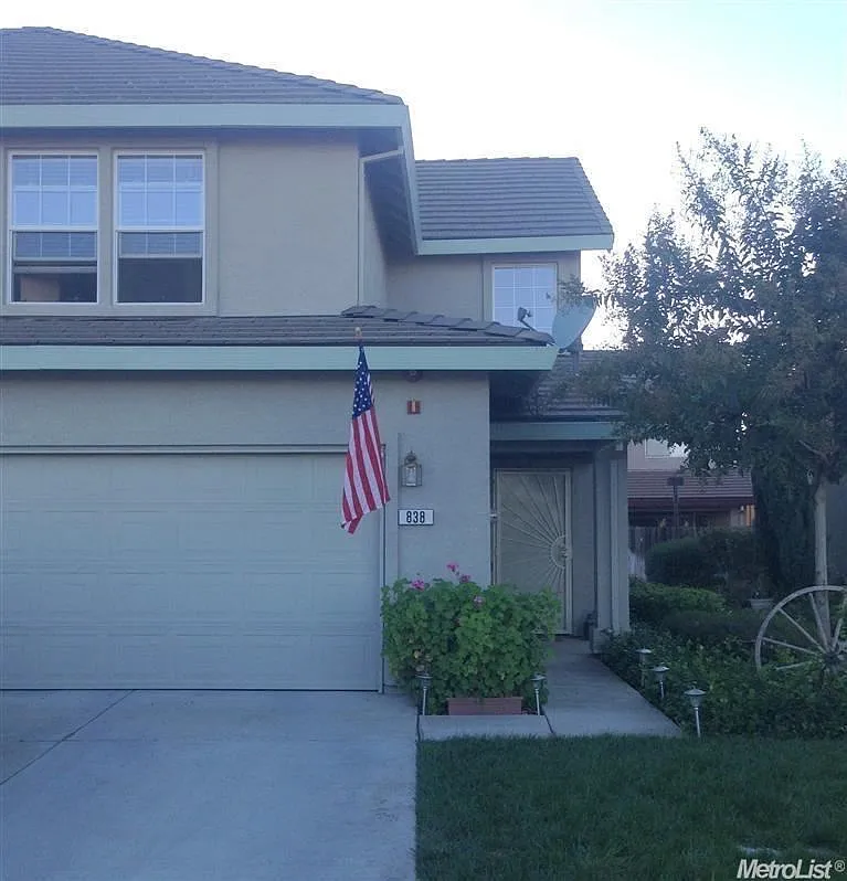 838 Polar Bear Cir photo 1