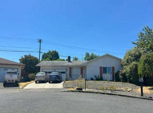 13534 NE Rose Pkwy, Portland, OR