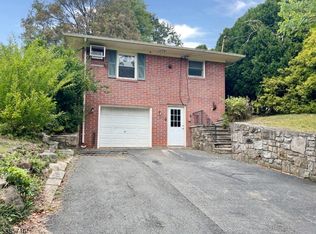 505 Logan Dr, Landing, NJ 07850