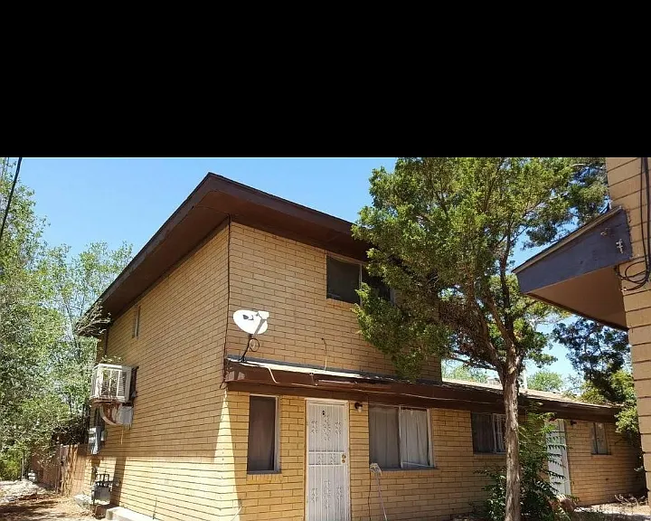 541 Palomas Dr SE #A — Photo 2
