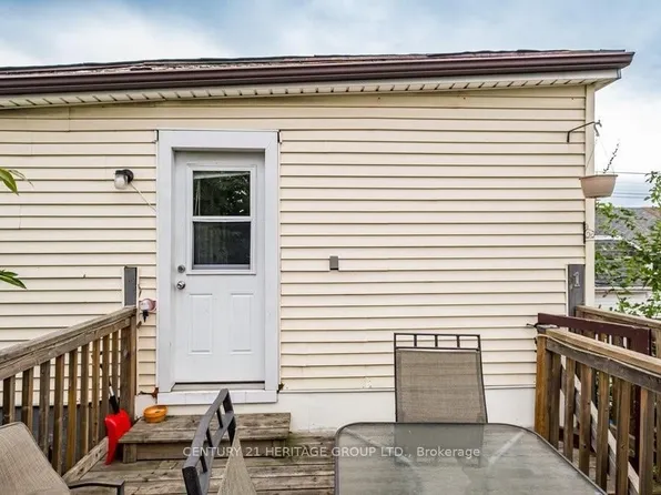 1125 Cannon St E, Hamilton, ON L8L 2J7