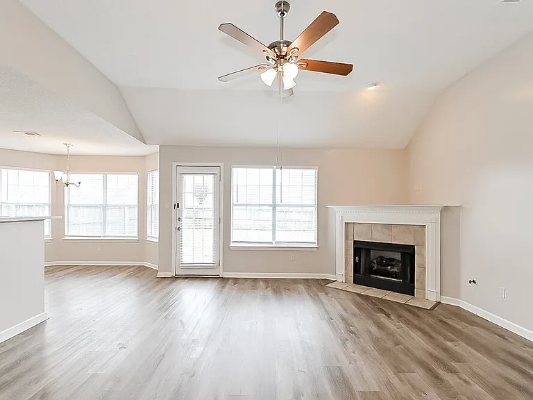 1483 S Goodlett Grove Cv — Photo 3
