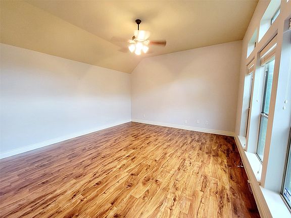 5th image of 4402 Sweet Rose Ct