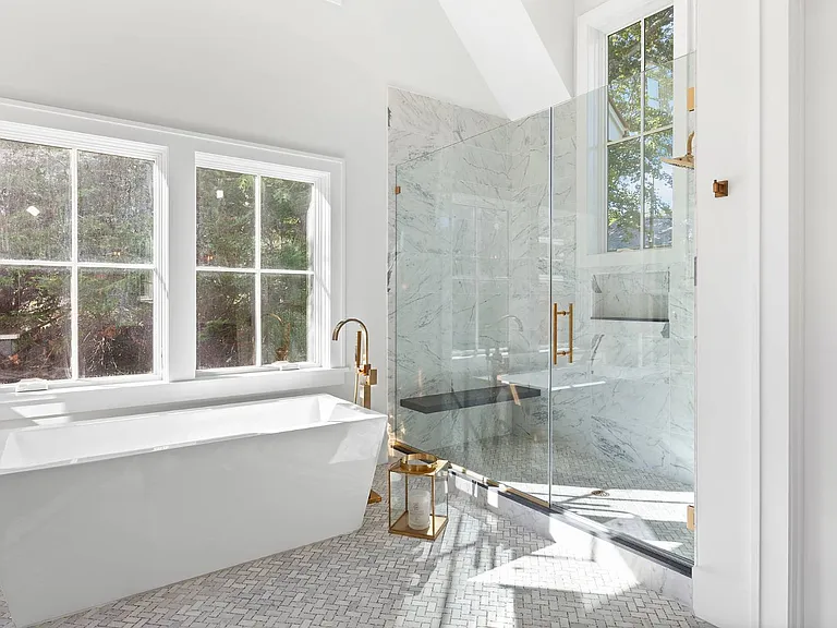 8 Greenway Dr — Photo 17