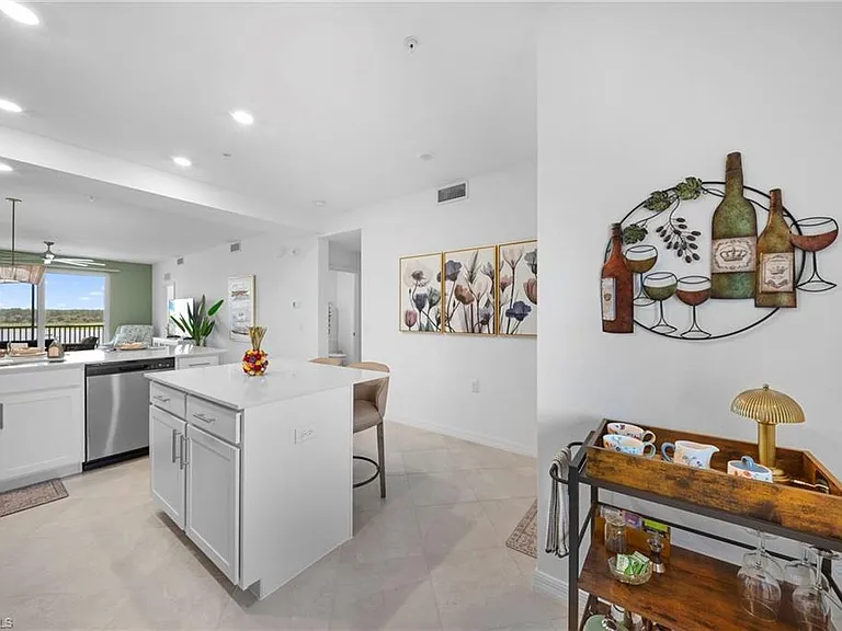 15285 Green Acres Ave #434 — Photo 9