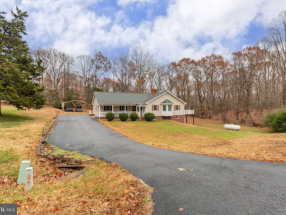 10461 Walkers Ln, King VA 22485 Zillow