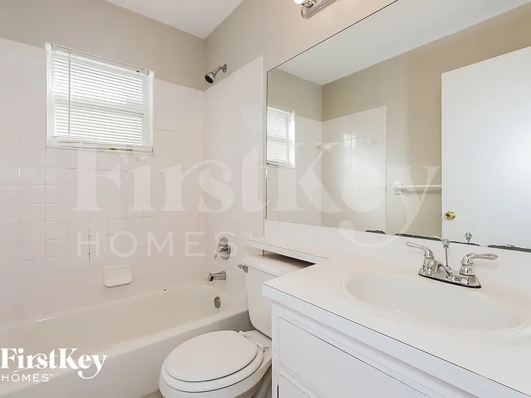785 Hunt Dr — Photo 14