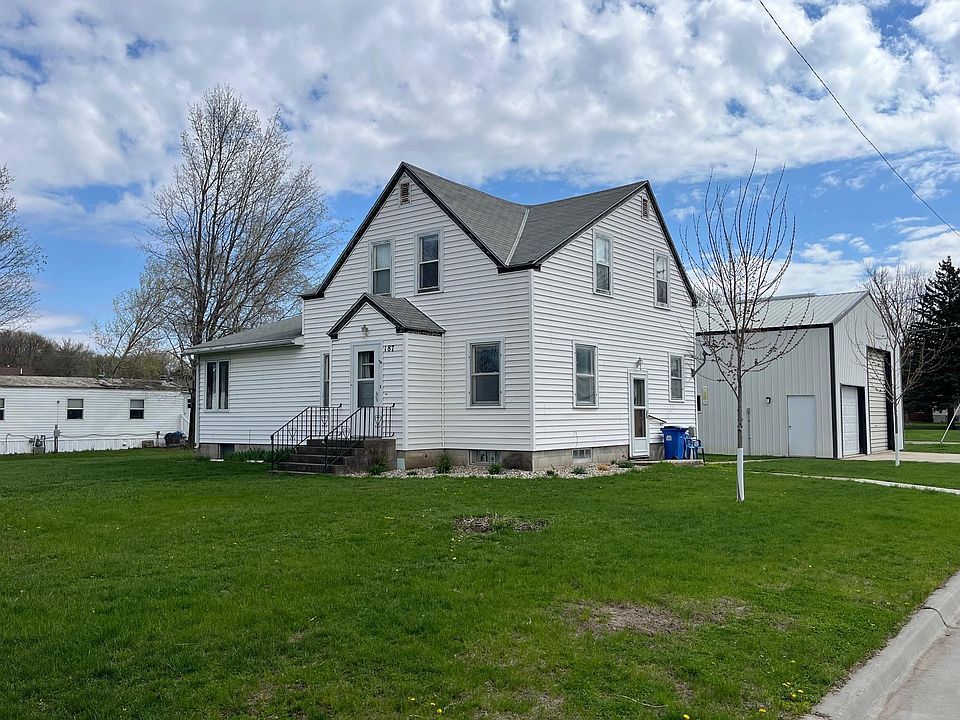 1st image of 187 3rd St