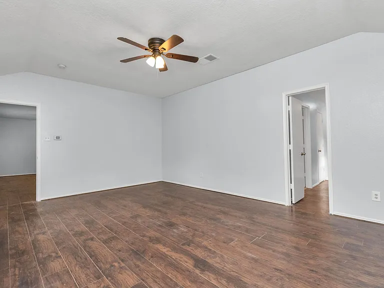 3626 Nutwood Ln — Photo 32