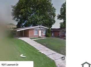9221 Leamont Dr, Saint Louis, MO 63136