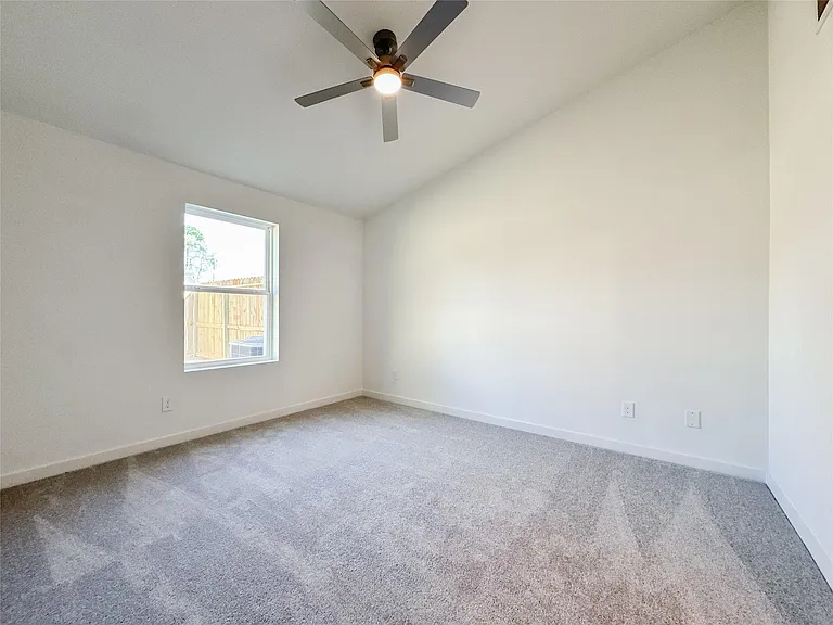 2726 Discovery Trails Ct — Photo 22