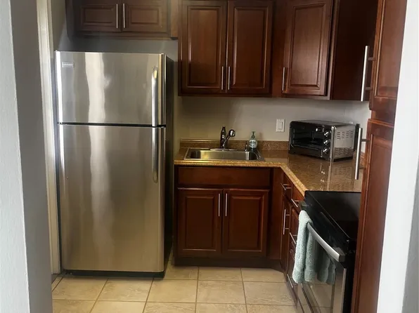 600 NE 2nd Street #207, Dania Beach, FL 33004