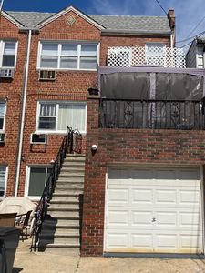 2457 E 1st St, Brooklyn, NY, 11223
