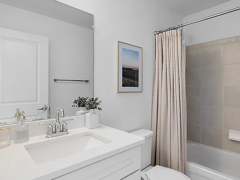 445 Wright St — Photo 11