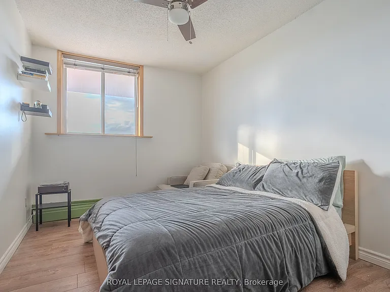 975 Warwick Ct #1608 — Photo 30