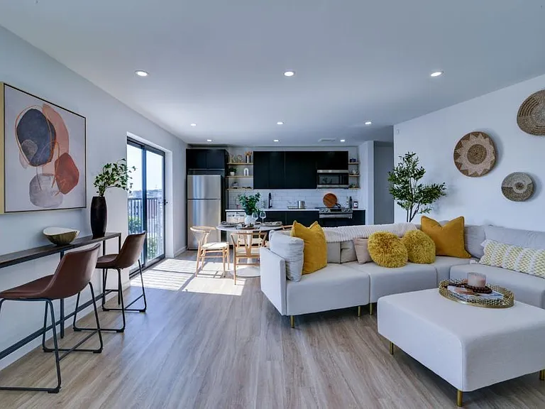 556A Market St #1C — Photo 6