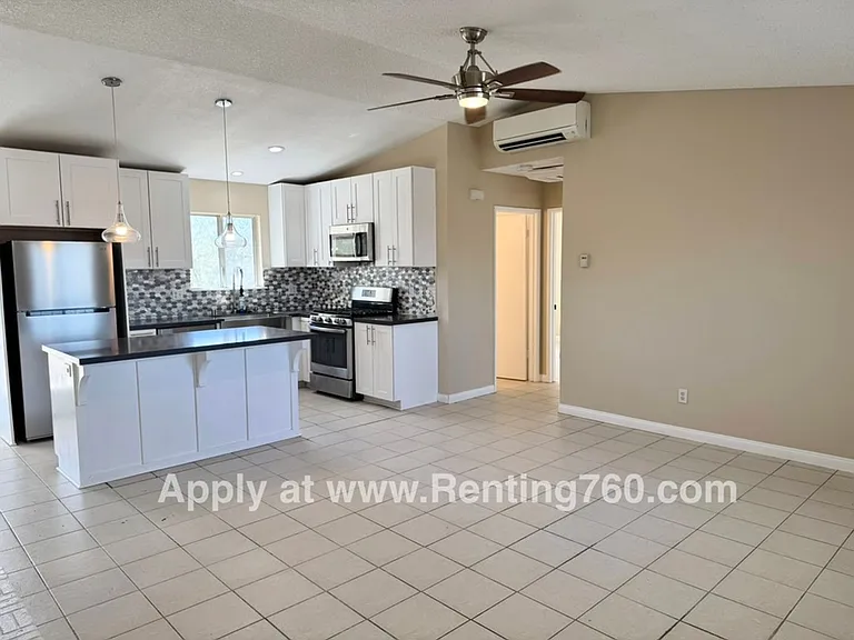 6772 Maude Adams Ave — Photo 6