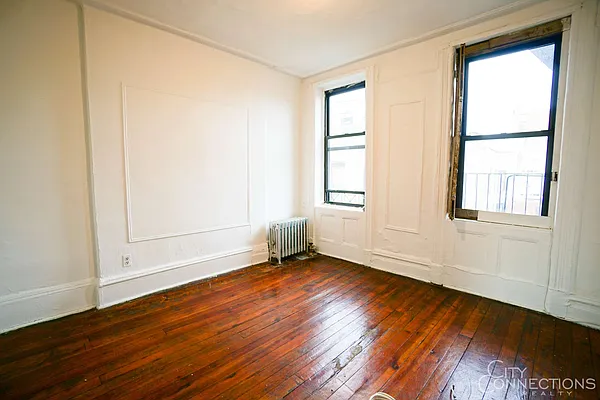 Rented by City Connections Realty | media 12