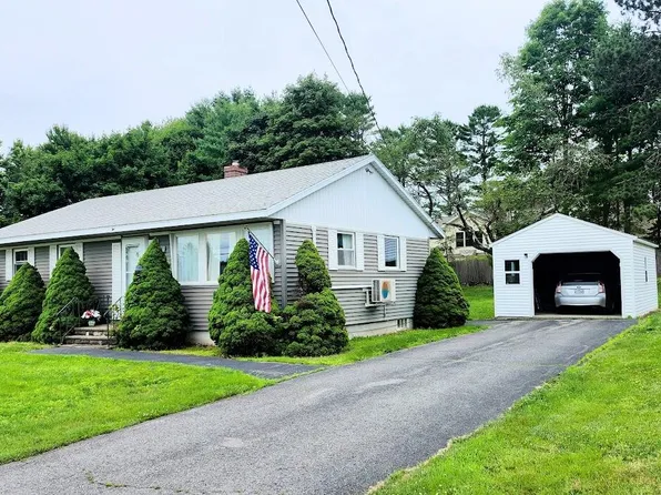 32 Highland Avenue, Lincoln, ME 04457