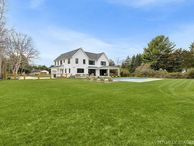 8 Sweetgrass Rd — Photo 18