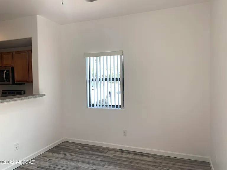 1741 E Hedrick Dr — Photo 15