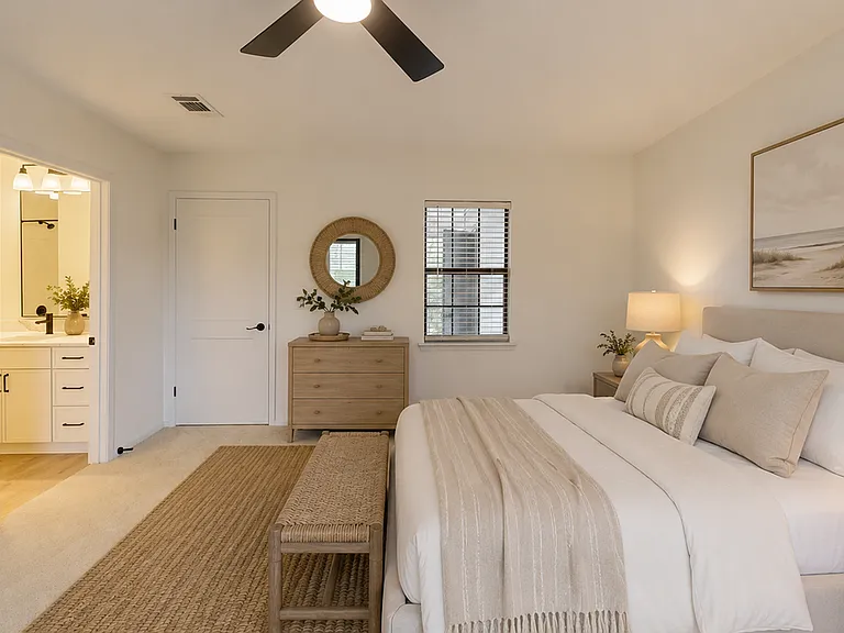 Magnolia - R - Primary Bedroom