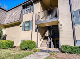 123 Lablanc Way NW, Atlanta, GA 30327