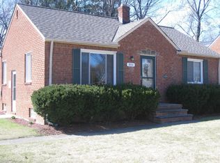3904 W 224th St, Fairview Park, OH 44126