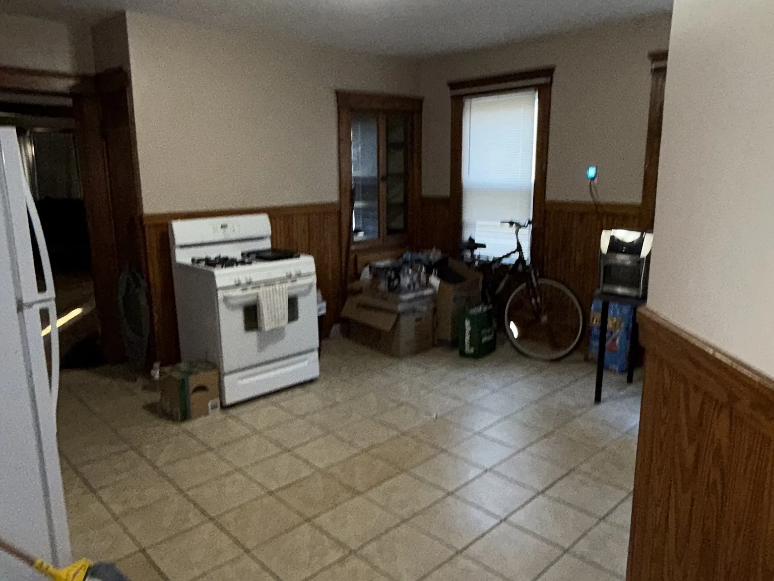 216 Ingleside Ave — Photo 4