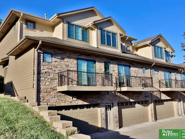 5142 Dodge St, Omaha, NE 68132